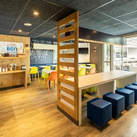 Ibis Budget D'olonne מלון