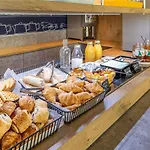 Ibis Budget D'olonne Hotel