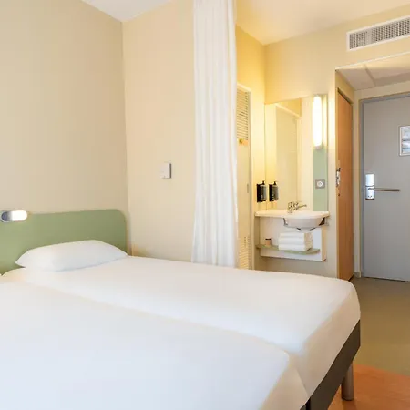 Ibis Budget D'olonne Hotel